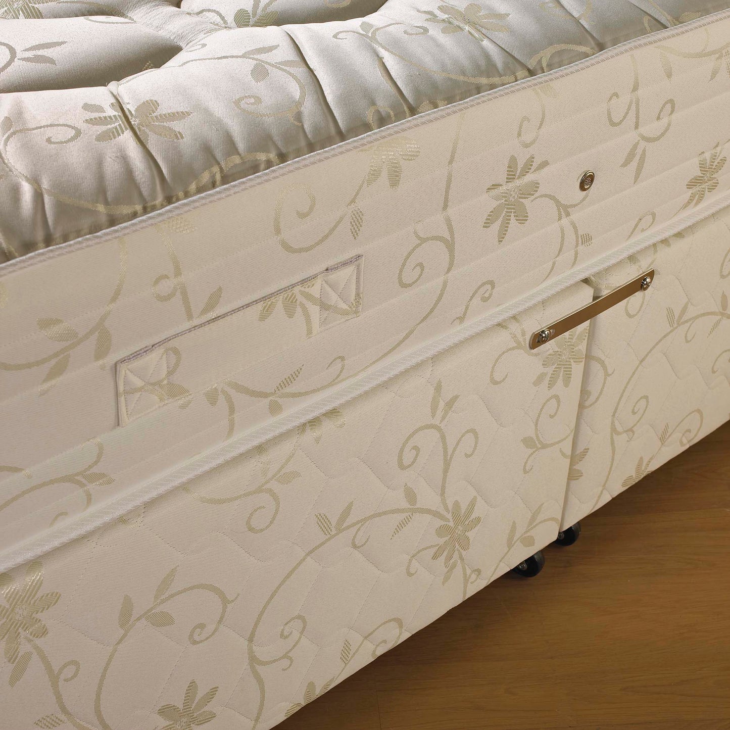Dorchester Bed